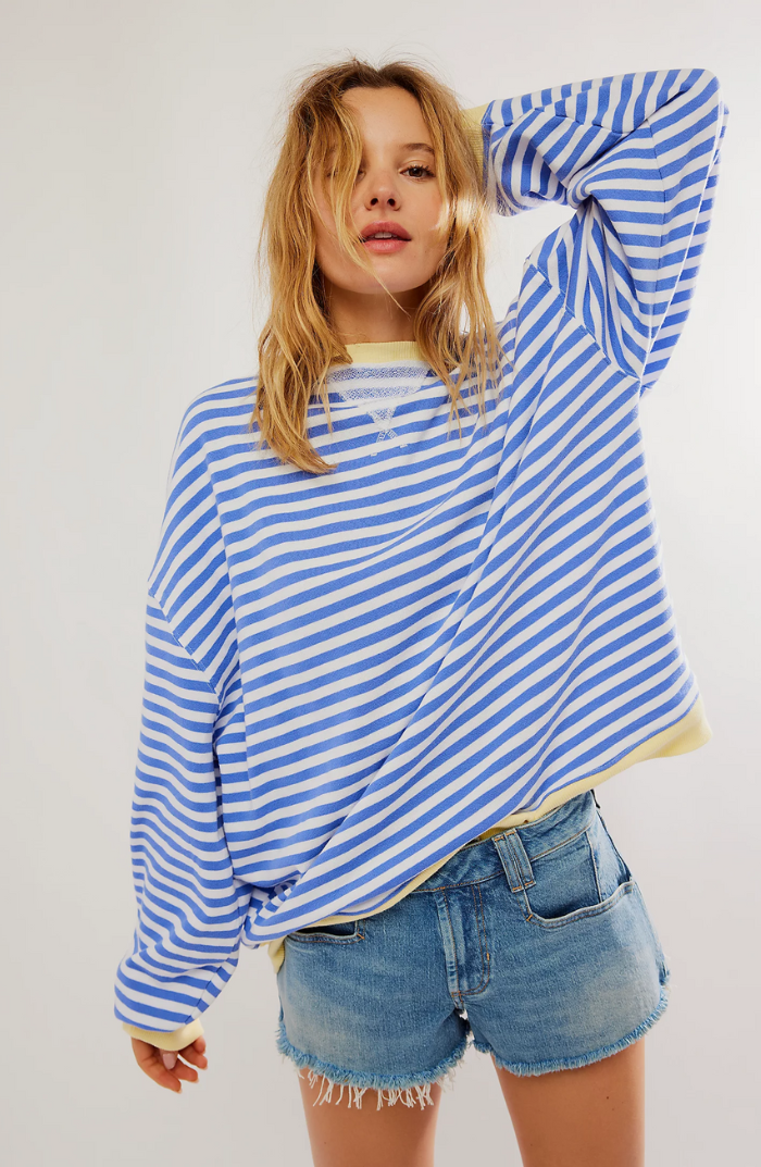 Moderní pohodlný oversize svetr
