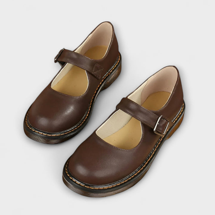 Elegantní Vintage Mary Janes