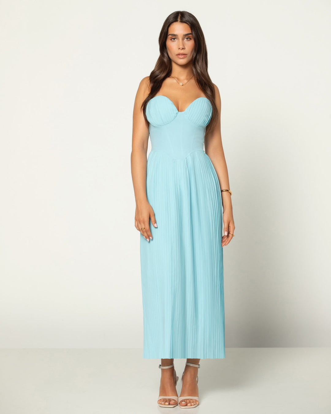 Elegantní pliséovaný bustier-maxikabát v