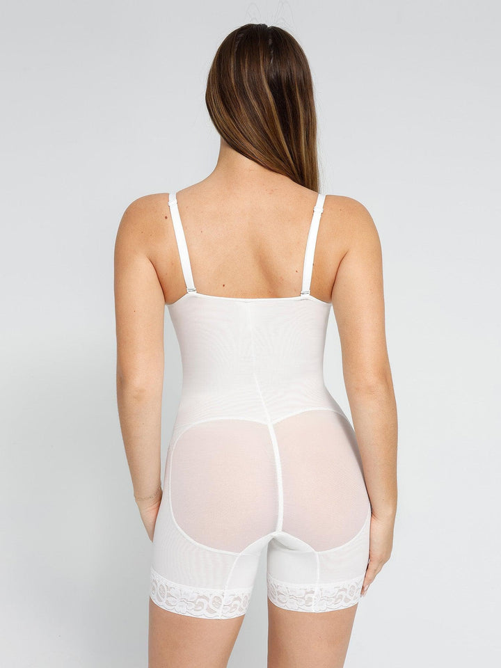 Luxusní krajkový bodysuit s