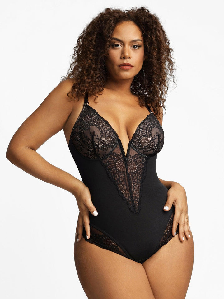 Luxusní krajkový bodysuit s